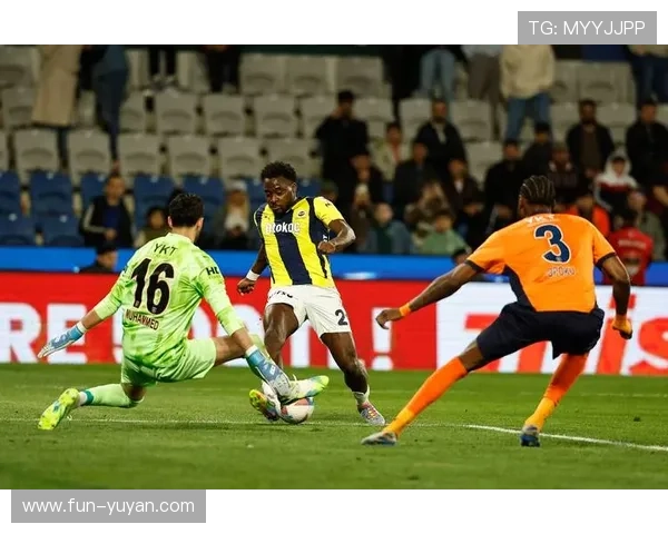 冬季转会窗口开启 足球球星的命运与未来走向解析